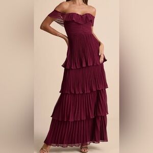 Lulu's Burgundy Tiered Ruffle Midi Dress. XL